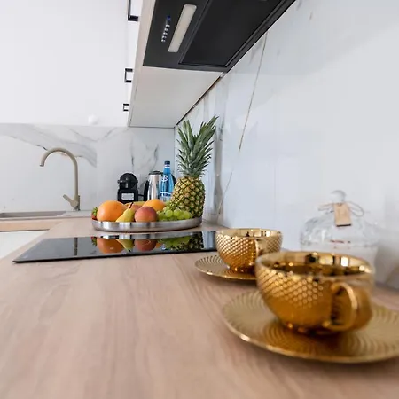 Centrum Iii Apartment *